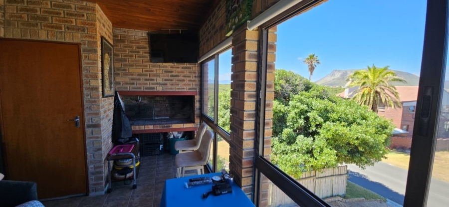 3 Bedroom Property for Sale in Kleinbaai Western Cape